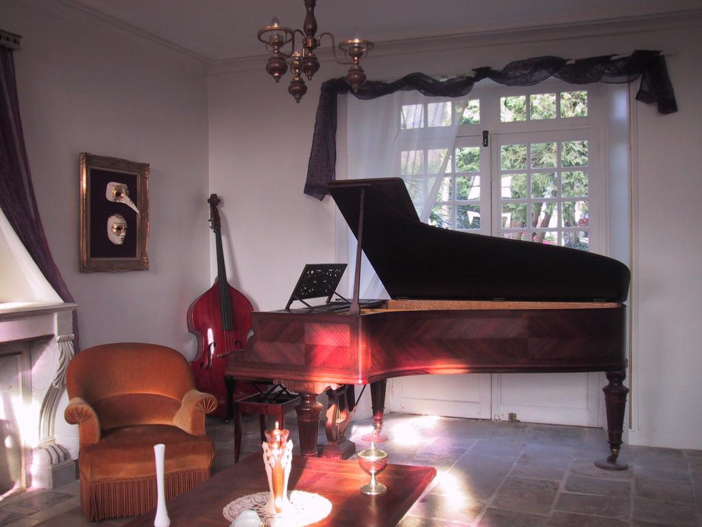 Le Relais Du Mont Chauve Bed & Breakfast Caumont-Sur-Aure Exterior foto
