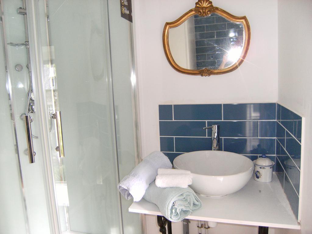 Le Relais Du Mont Chauve Bed & Breakfast Caumont-Sur-Aure Exterior foto